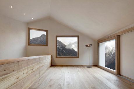 House of Rio dei Molini internal windows realized by Pedevilla Architects new construction with Porotherm
