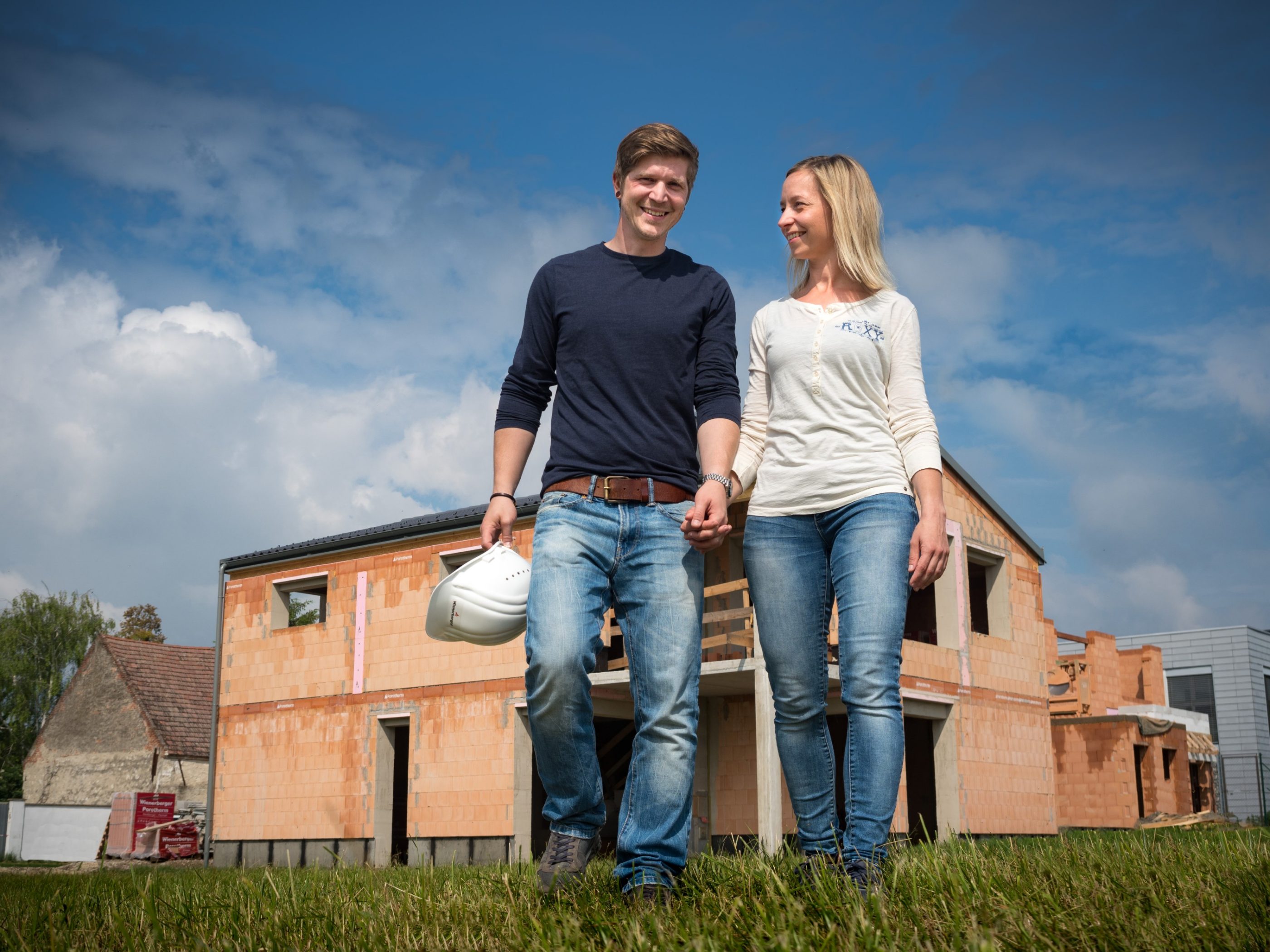 construction site shooting with porotherm bricks and builders family